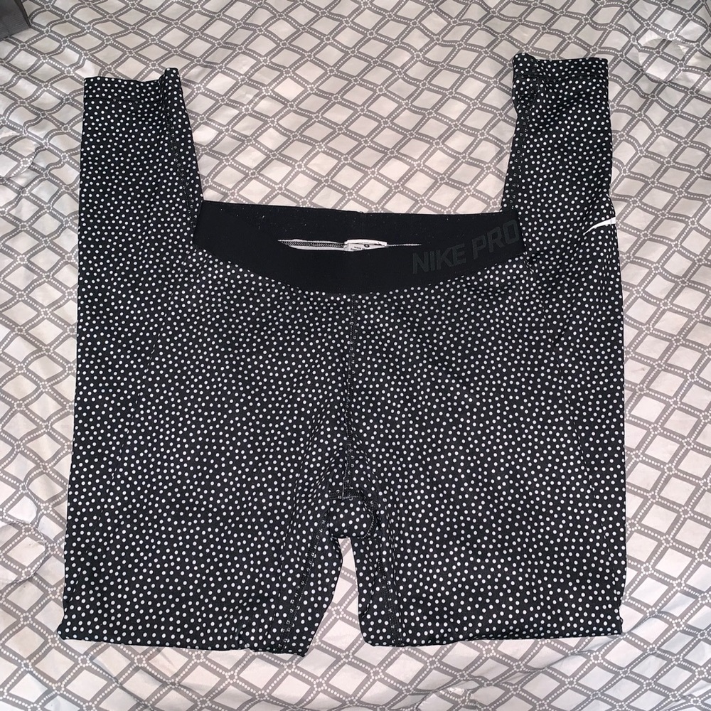 Nike Pro leggings